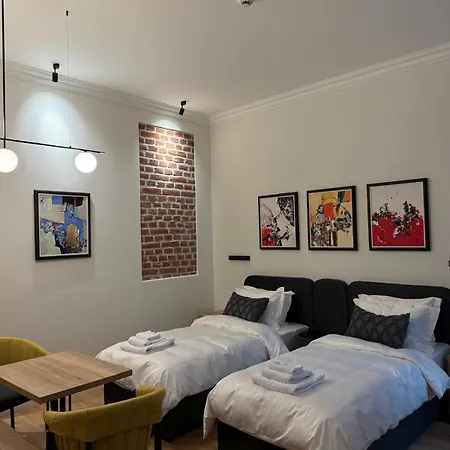 Ξενοδοχείο με διαμερίσματα Corvin Boutique 3*