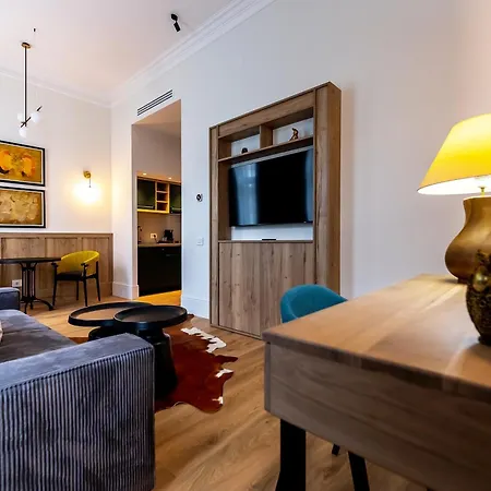 Aparthotel Corvin Boutique 4*